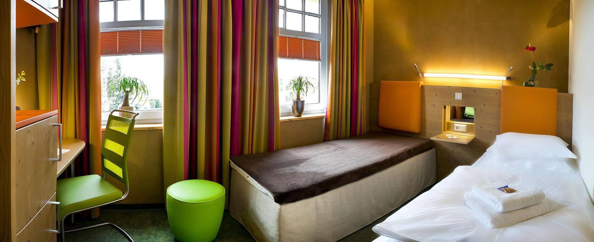 Sonn'Idyll Hotel & Saunalandschaft Rathenow Exterior foto